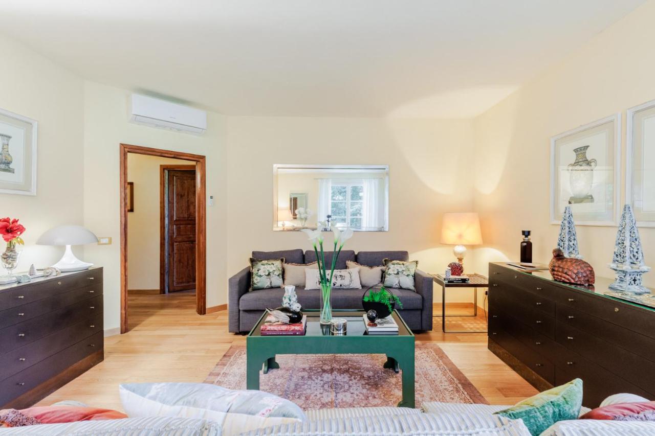Villa Bassotta, A Charming Cottage Lucca Luaran gambar