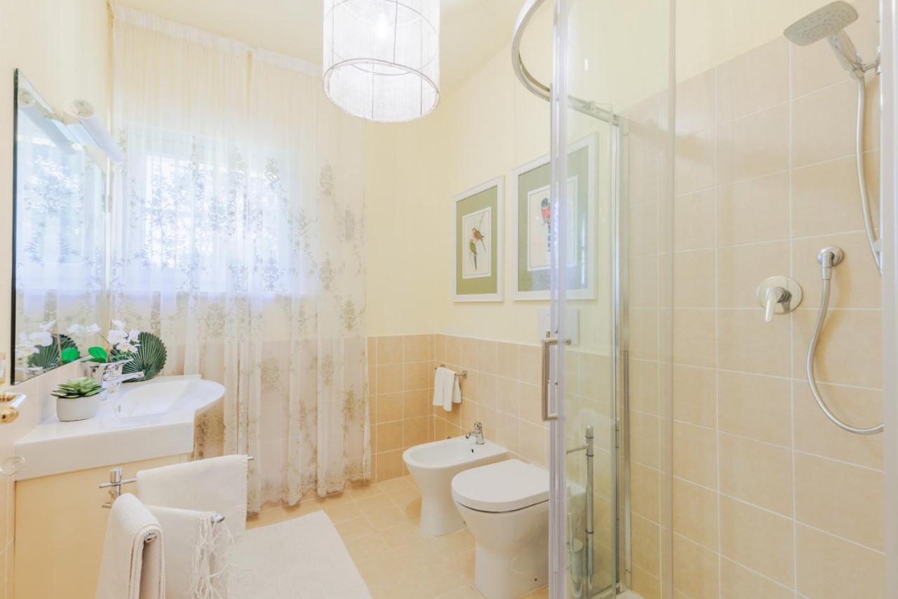 Villa Bassotta, A Charming Cottage Lucca Luaran gambar