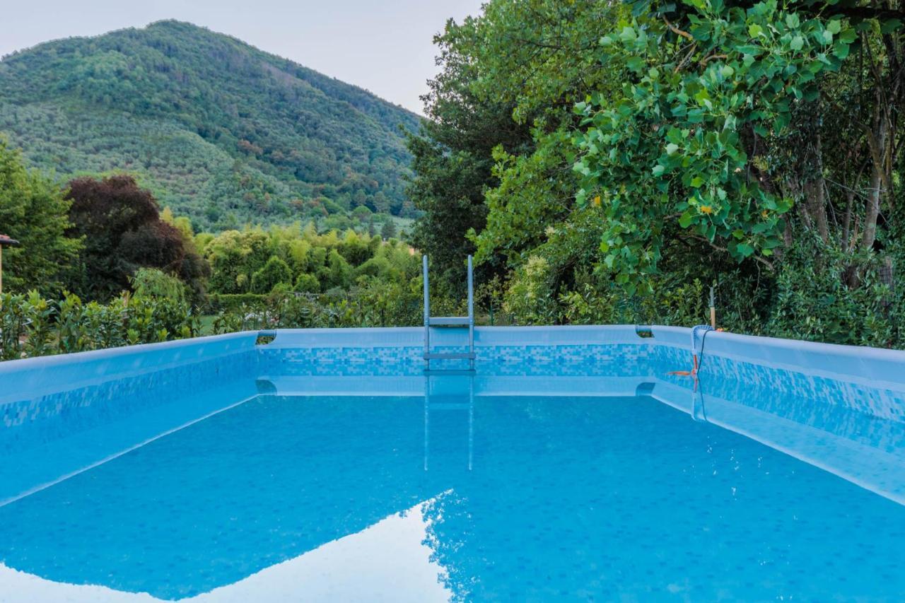 Villa Bassotta, A Charming Cottage Lucca Luaran gambar